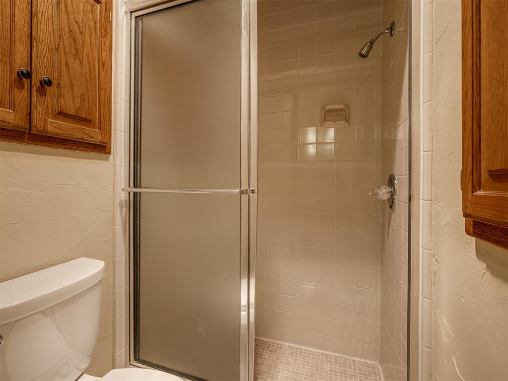 709 N Creek Drive Property Photo 28