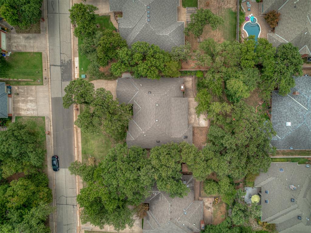 709 N Creek Drive Property Photo 37