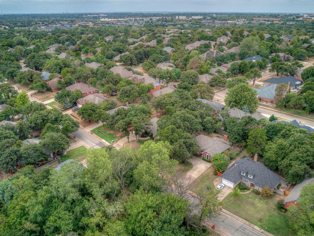 709 N Creek Drive Property Photo 38