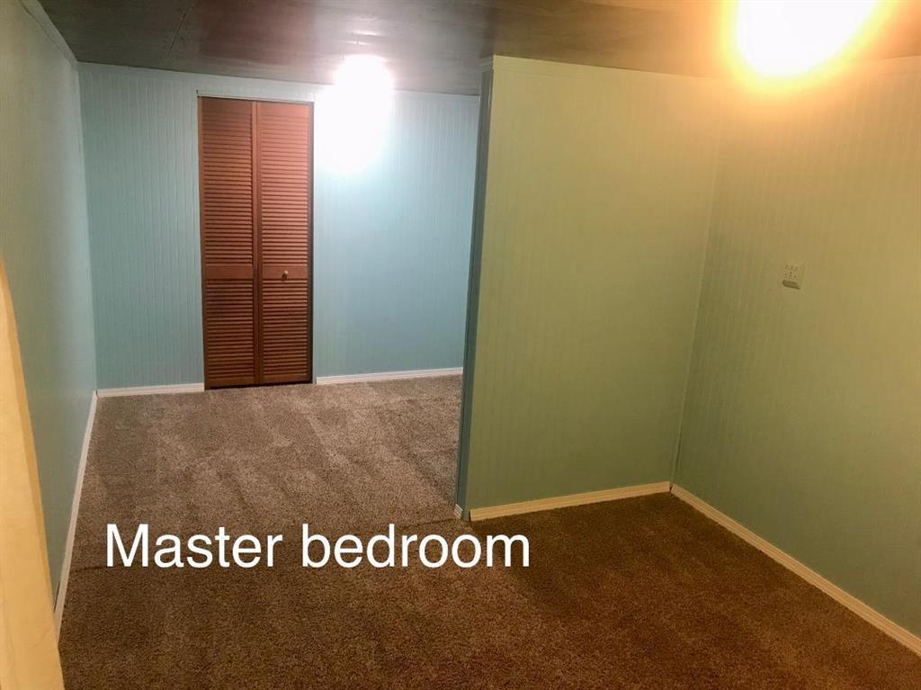 411 E Hickory Street Property Photo 14