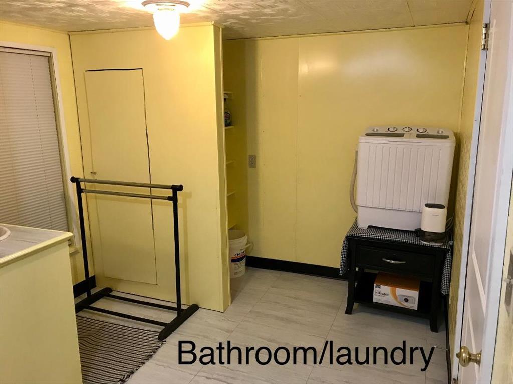 411 E Hickory Street Property Photo 21