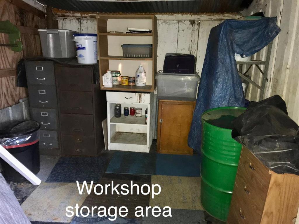 411 E Hickory Street Property Photo 25
