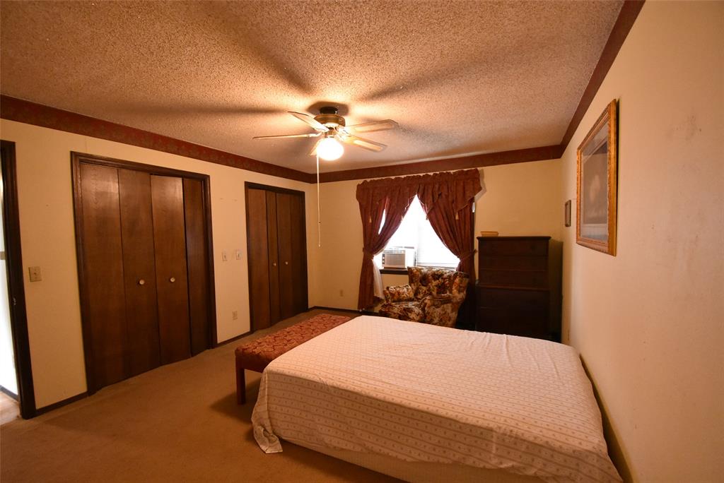 2020 N Union Avenue Property Photo 16