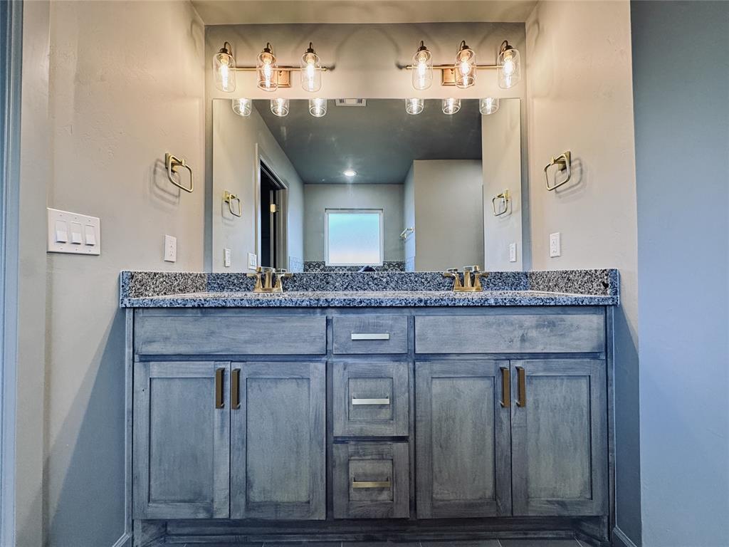 16020 Navarra Way Property Photo 19