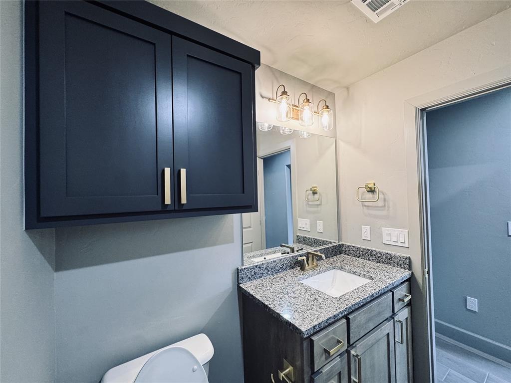 16020 Navarra Way Property Photo 33
