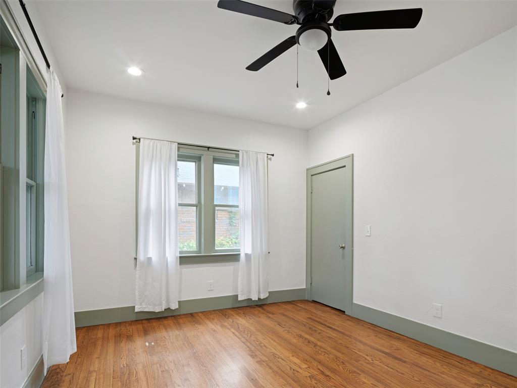 2623 N Walker Avenue Property Photo 27