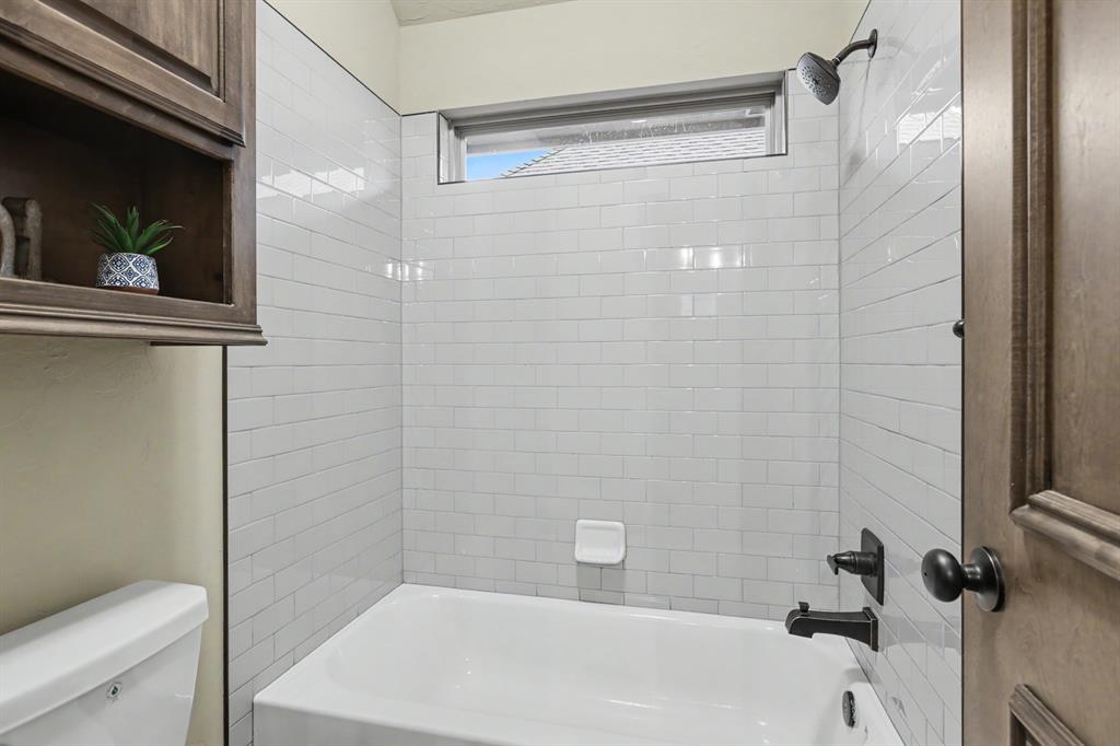 5213 Nw 116th Street Property Photo 26
