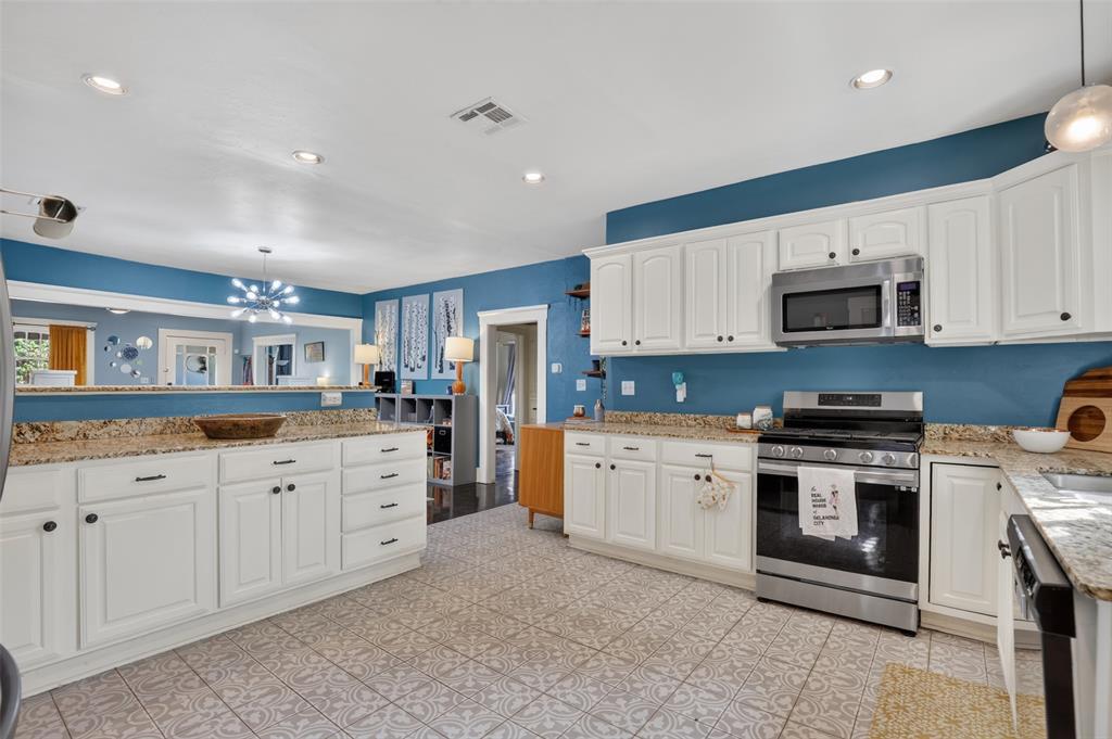 1216 Nw 39th Street Property Photo 12