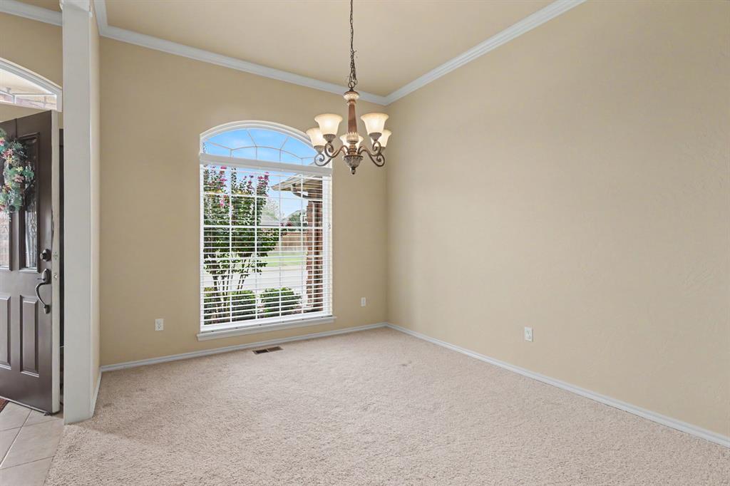 2512 Nw 151st Street Property Photo 5