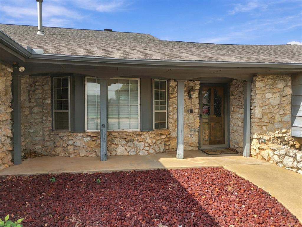 914 W Fay Avenue Property Photo 6