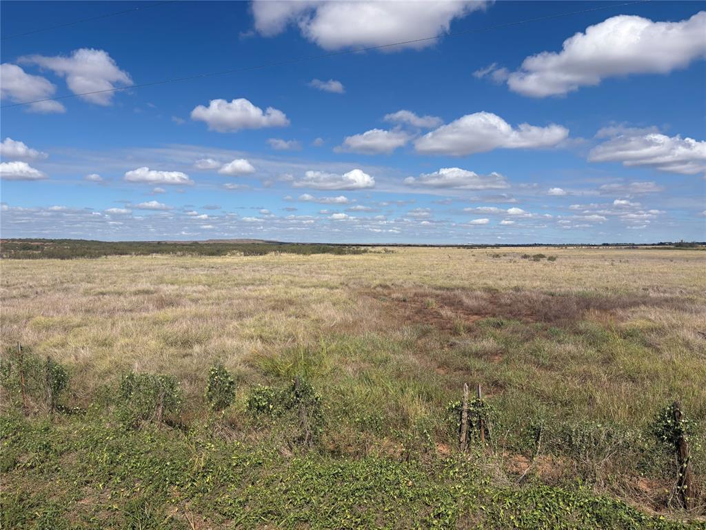 1330 E Rd Road Property Photo 2