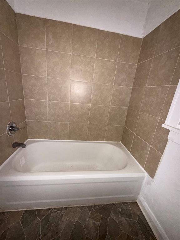 1007 N Bdwy Avenue Property Photo 13