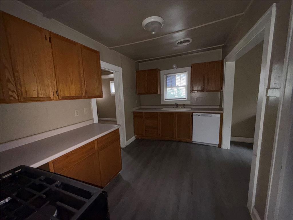 1007 N Bdwy Avenue Property Photo 17