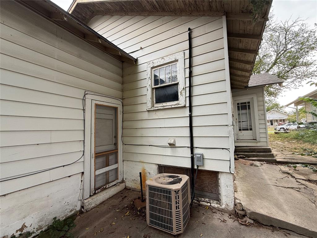 1007 N Bdwy Avenue Property Photo 25