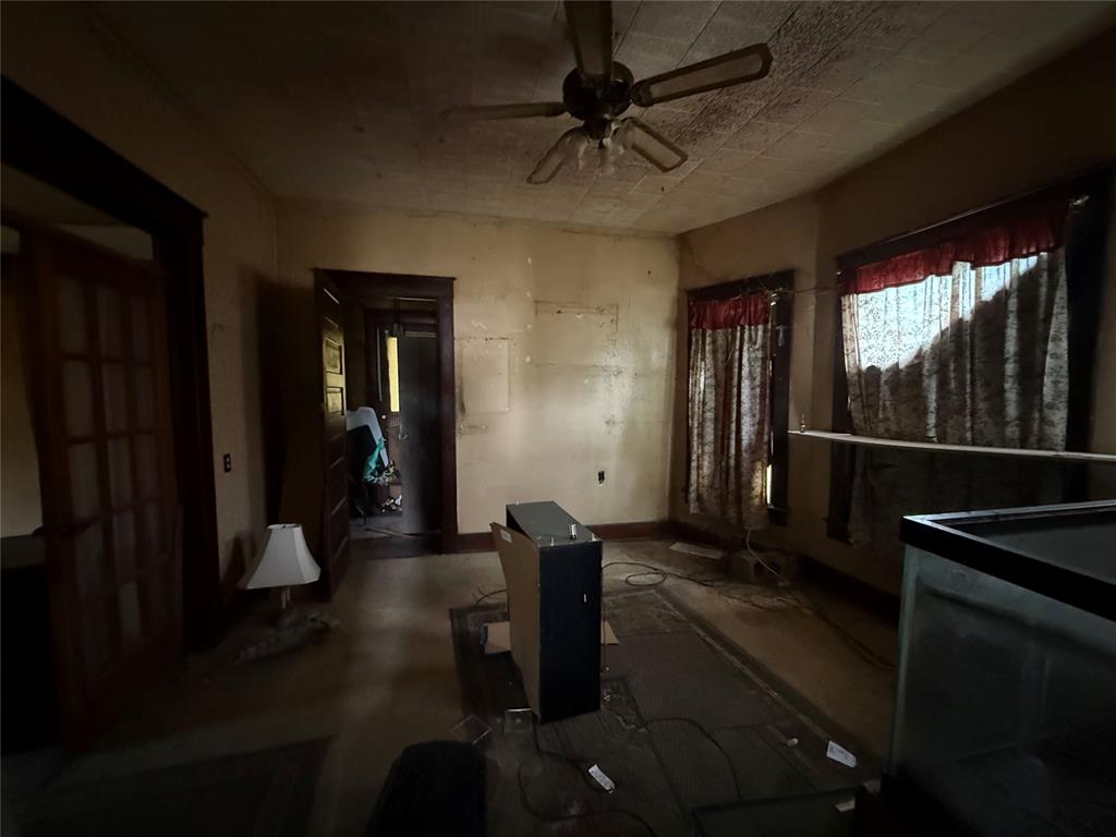 429 N Aydelotte Avenue Property Photo 4