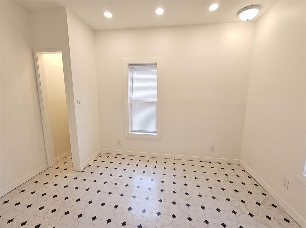 907 Se B Street Property Photo 6
