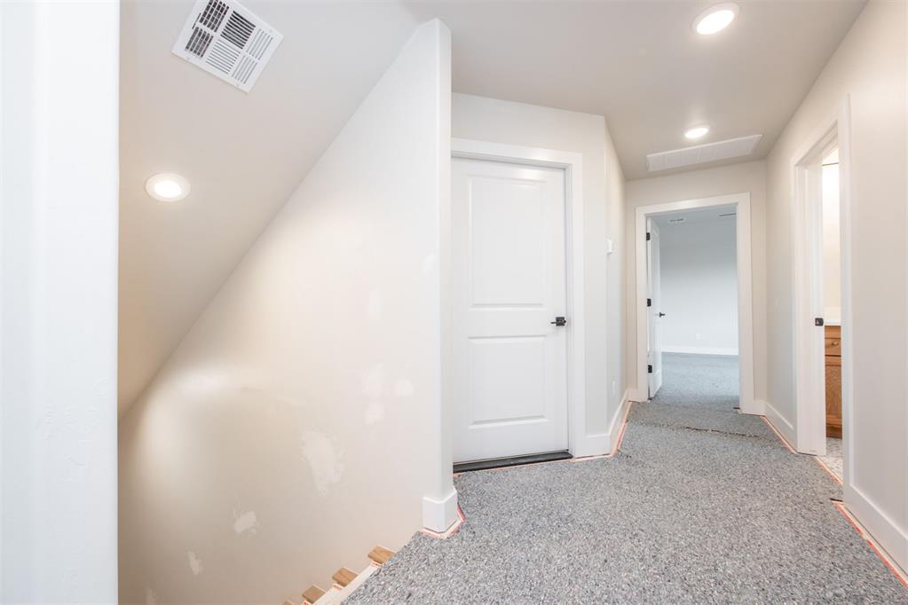 2920 Edgefield Lane Property Photo 47