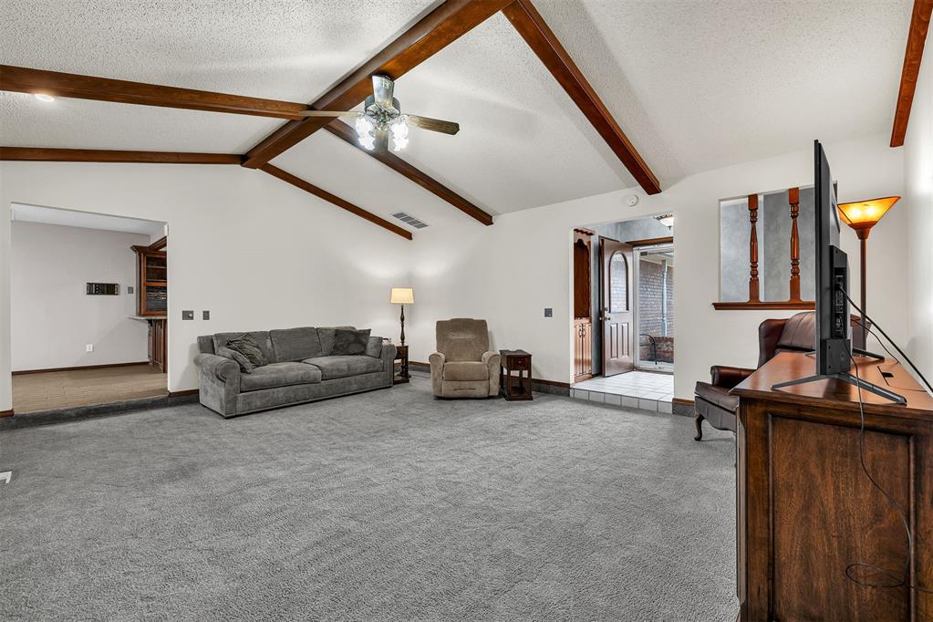 2437 Sw 93rd Street Property Photo 5