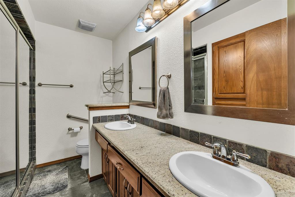 2437 Sw 93rd Street Property Photo 16