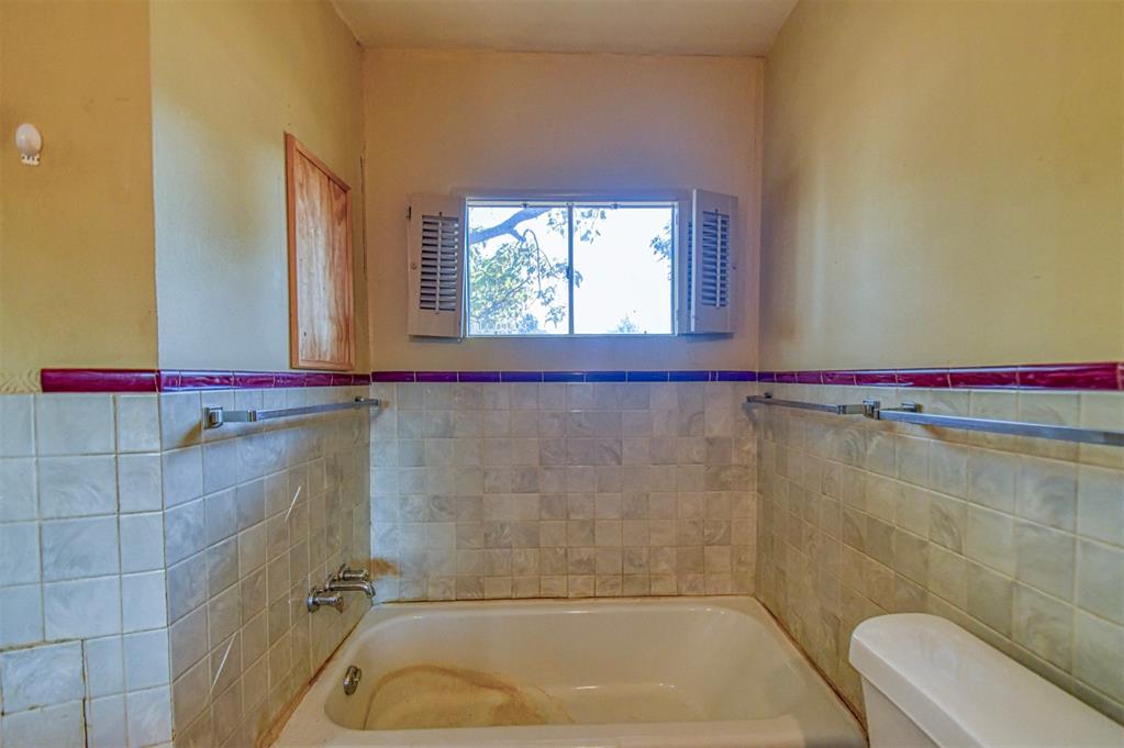 1628 W Carolina Avenue Property Photo 41