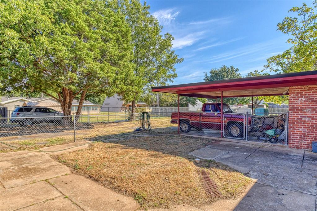 1628 W Carolina Avenue Property Photo 48