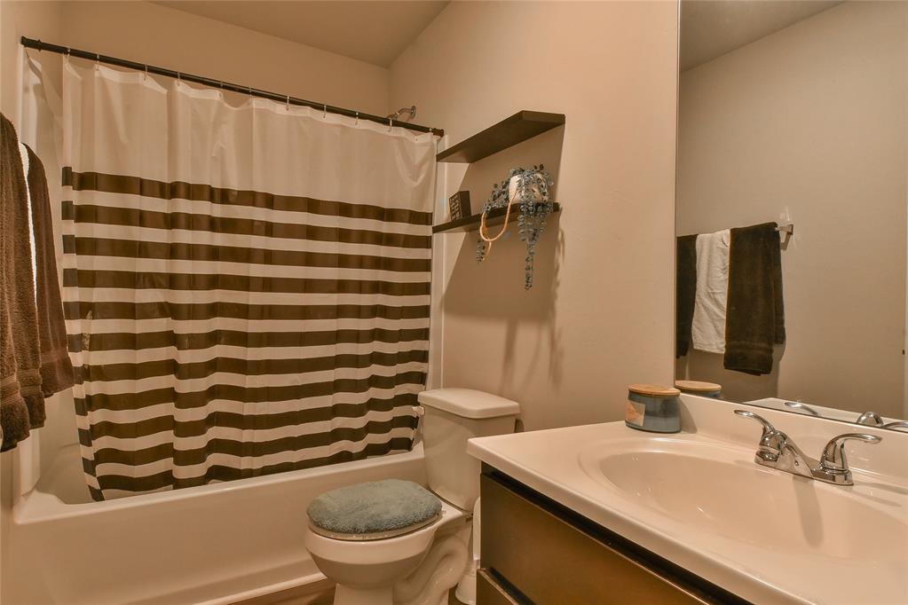 1316 Chuck Wagon Drive Property Photo 14