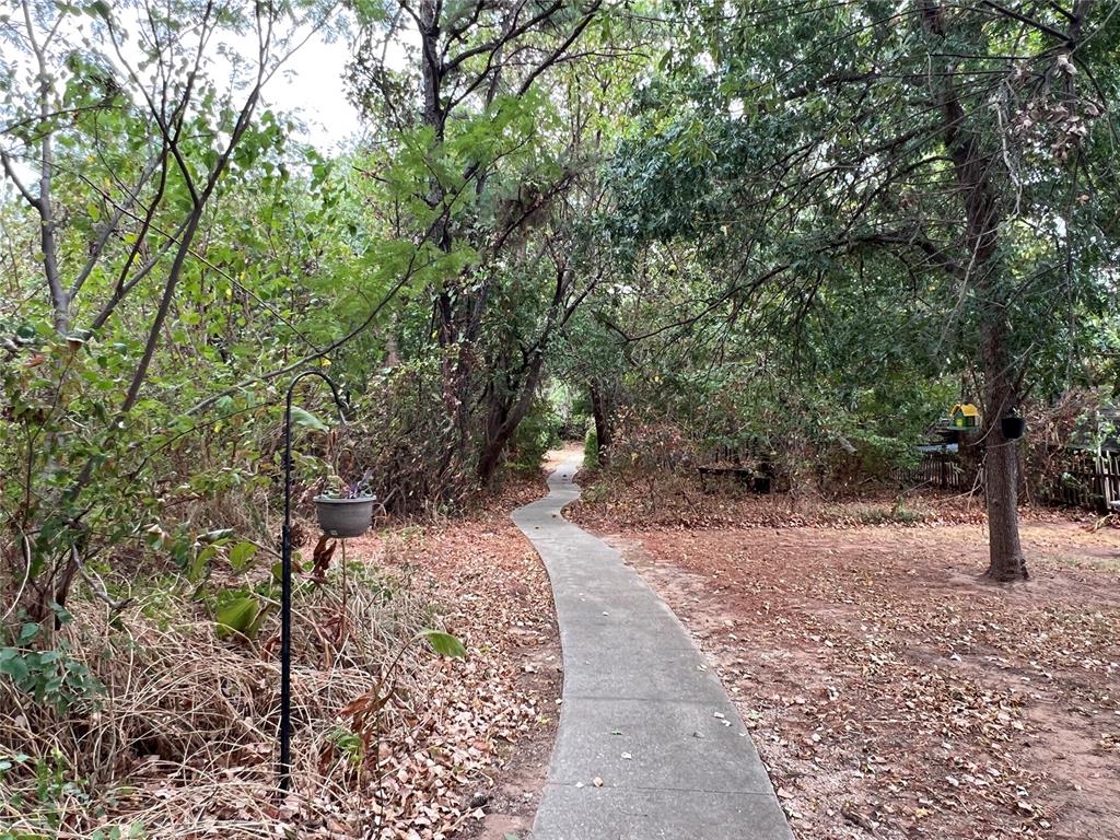 12421 Goldsborough Road Property Photo 12