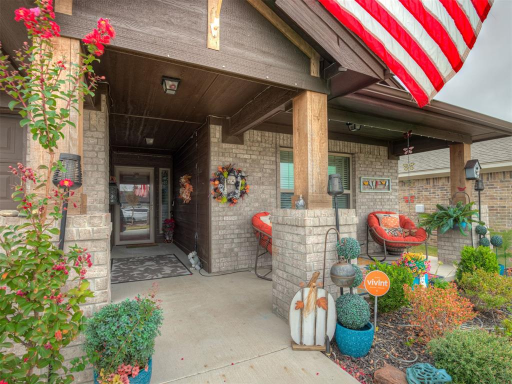 16129 Drywater Drive Property Photo 4