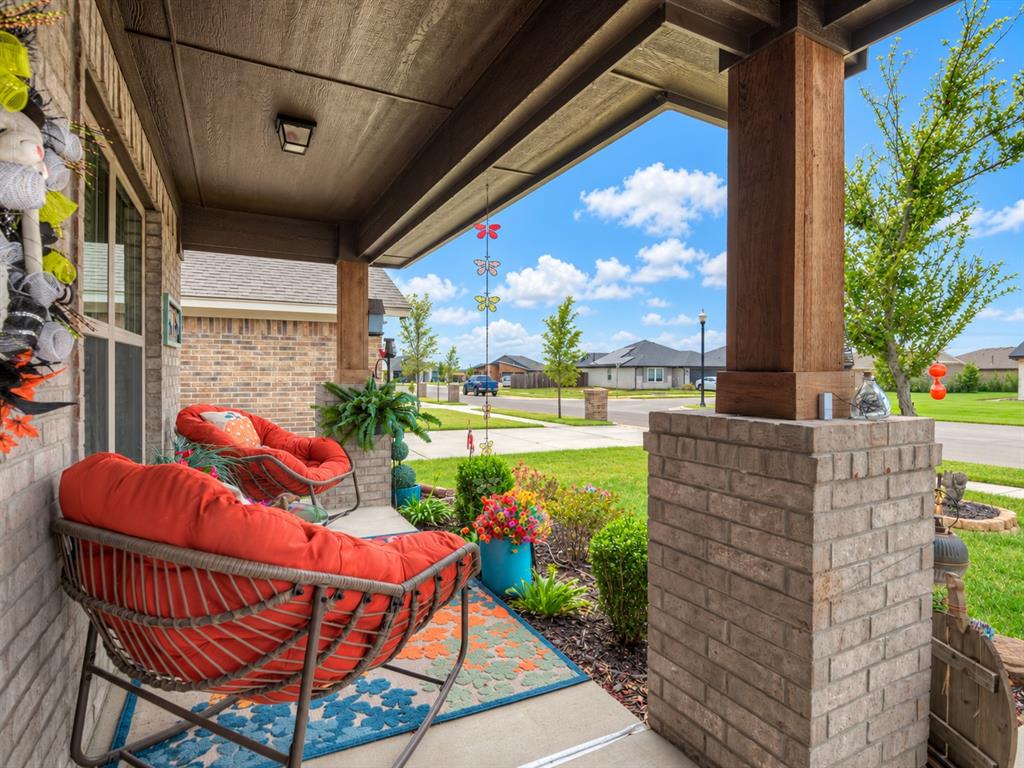 16129 Drywater Drive Property Photo 5
