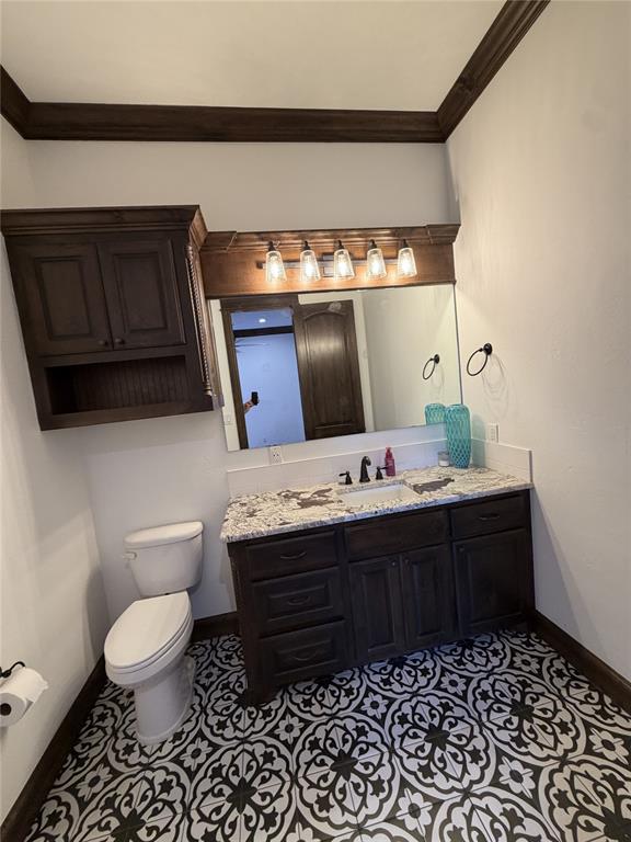 909 Nw Thornbury Drive Property Photo 37