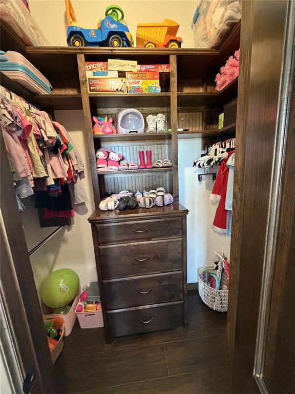 909 Nw Thornbury Drive Property Photo 38