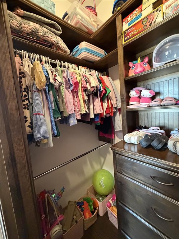 909 Nw Thornbury Drive Property Photo 47