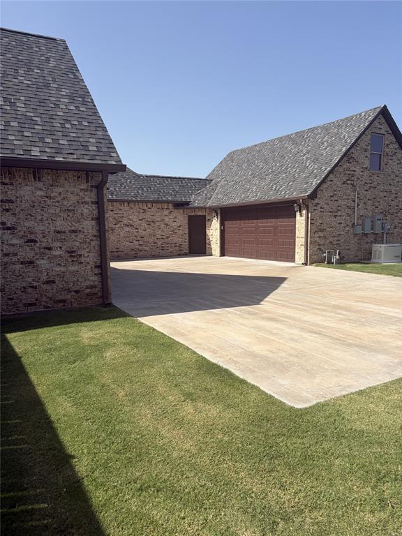 909 Nw Thornbury Drive Property Photo 48