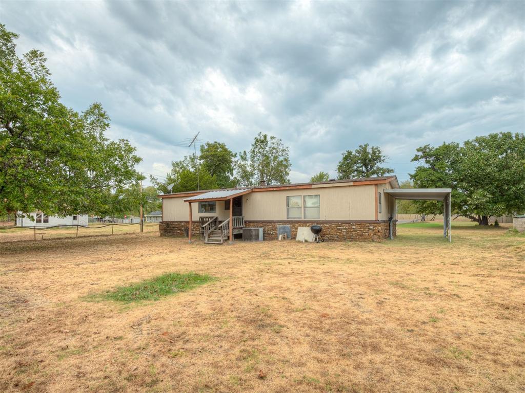 11708 E Draper Avenue Property Photo 14