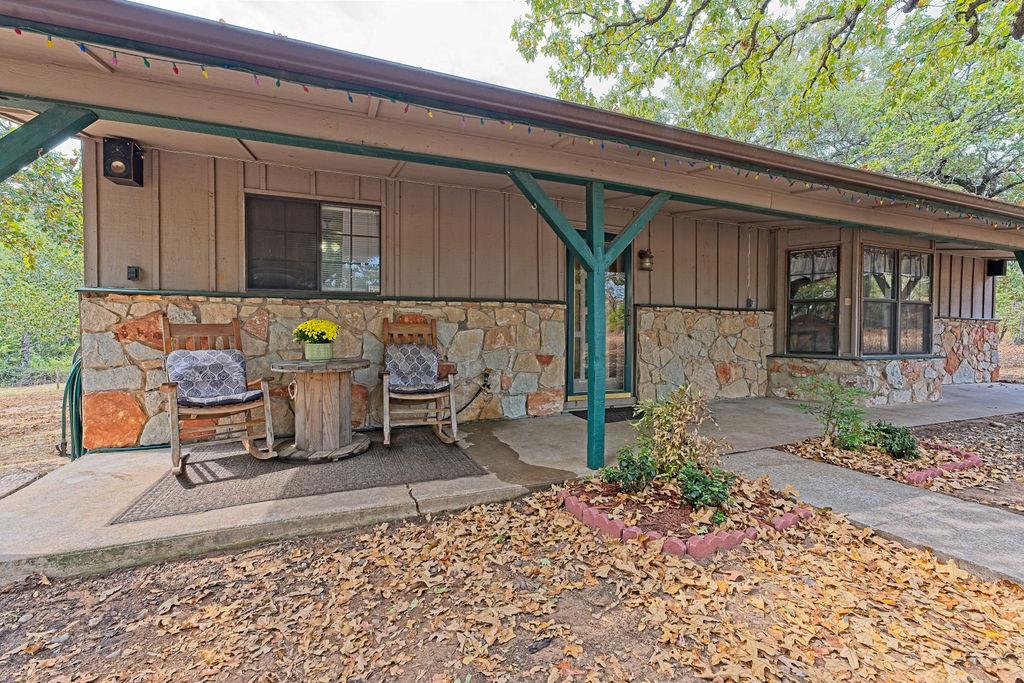 11301 Canyon Oaks Drive Property Photo 1