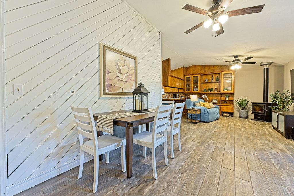 11301 Canyon Oaks Drive Property Photo 8