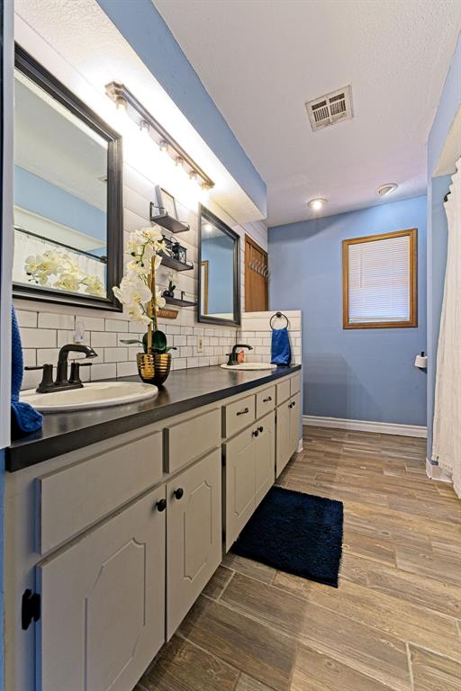 11301 Canyon Oaks Drive Property Photo 20