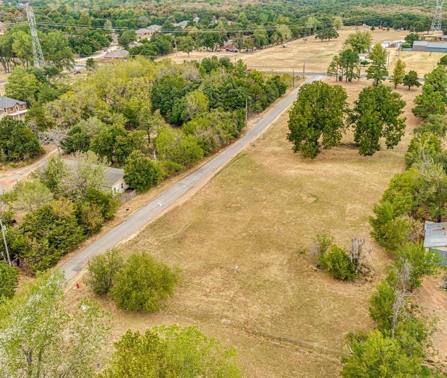 15610 Se 29th Street Property Photo 7