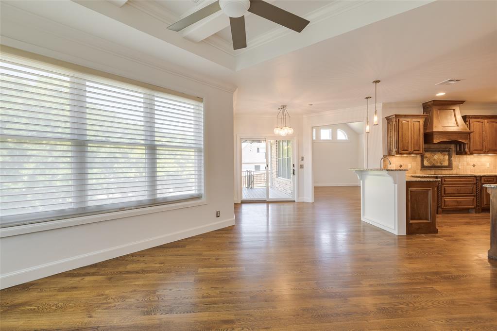 4409 Shorthorn Lane Property Photo 9