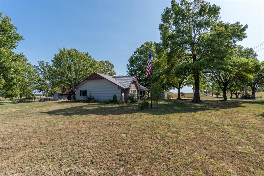 377038 E 1060 Road Property Photo 7