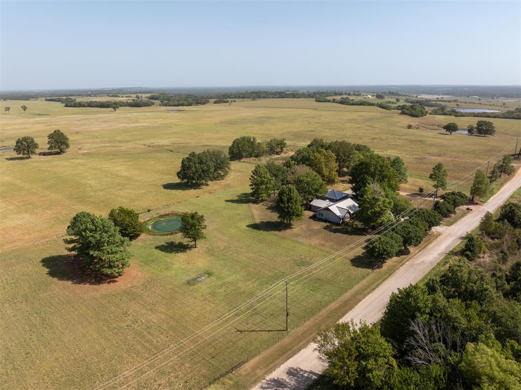 377038 E 1060 Road Property Photo 9