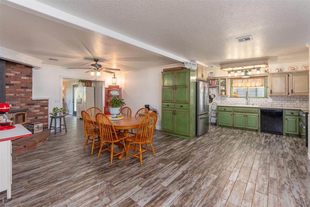 377038 E 1060 Road Property Photo 16