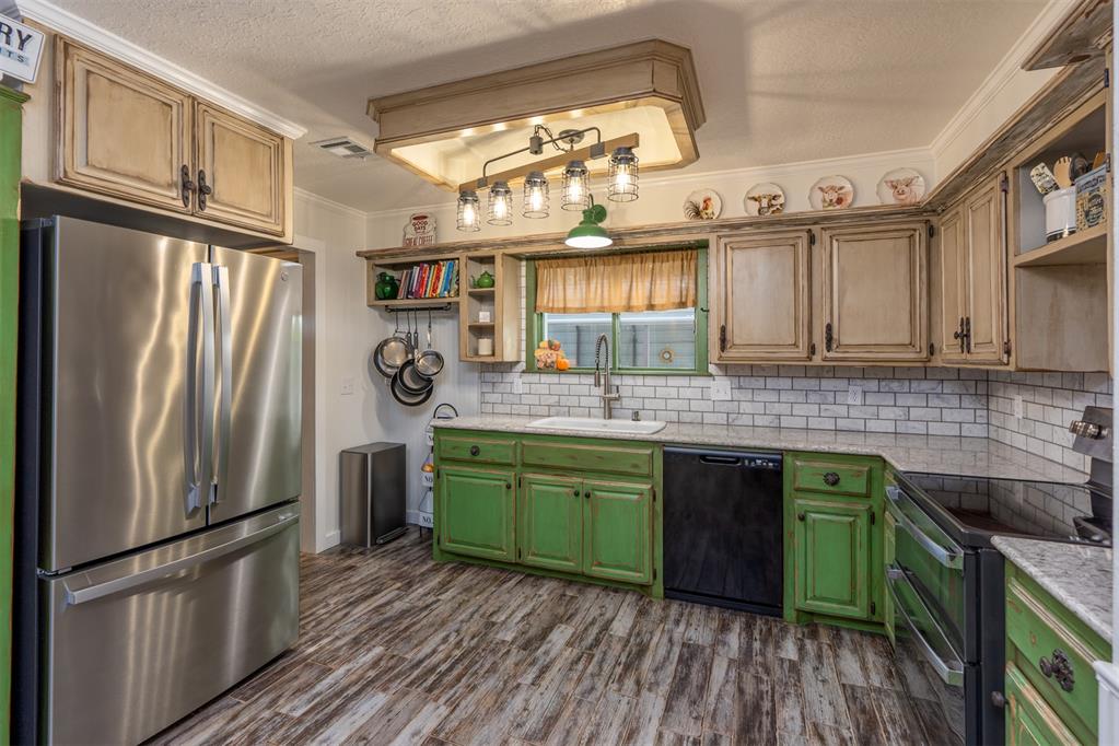 377038 E 1060 Road Property Photo 17