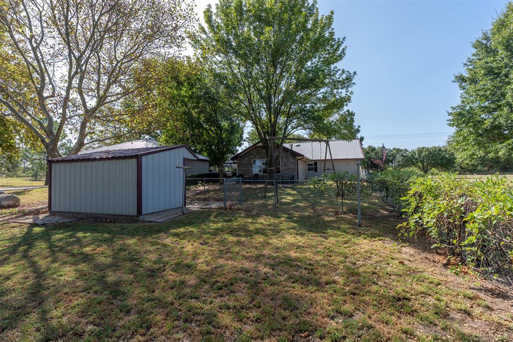 377038 E 1060 Road Property Photo 35