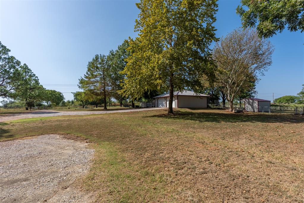 377038 E 1060 Road Property Photo 37