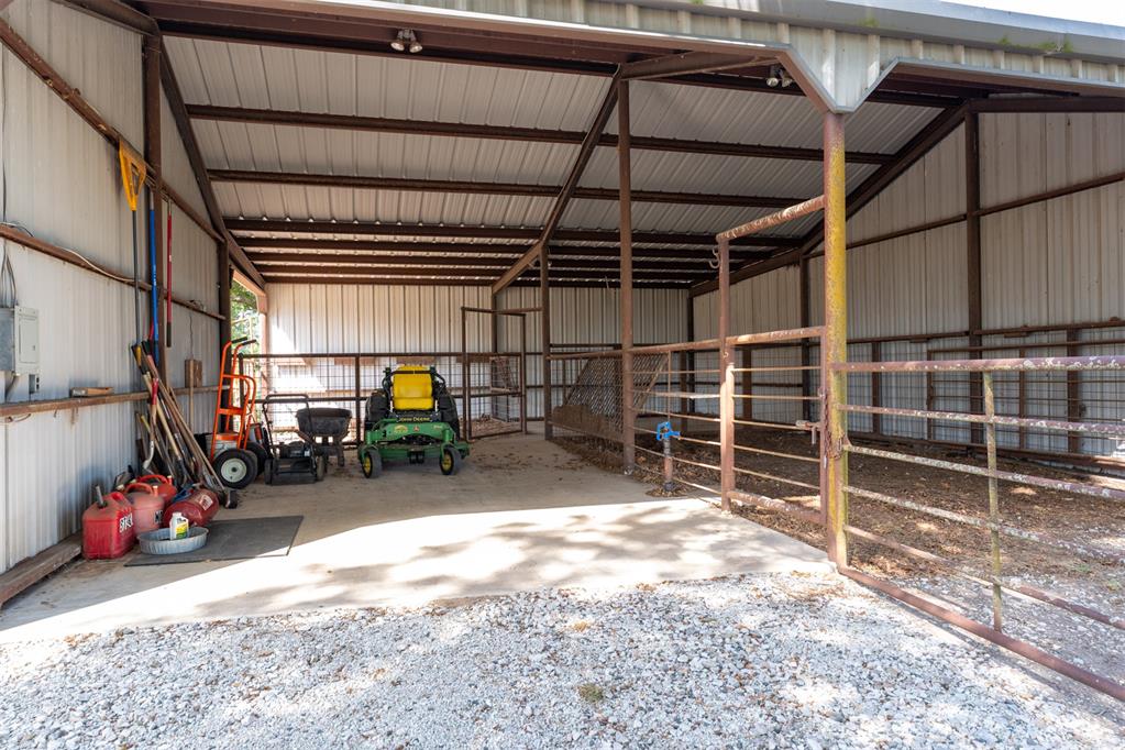 377038 E 1060 Road Property Photo 39