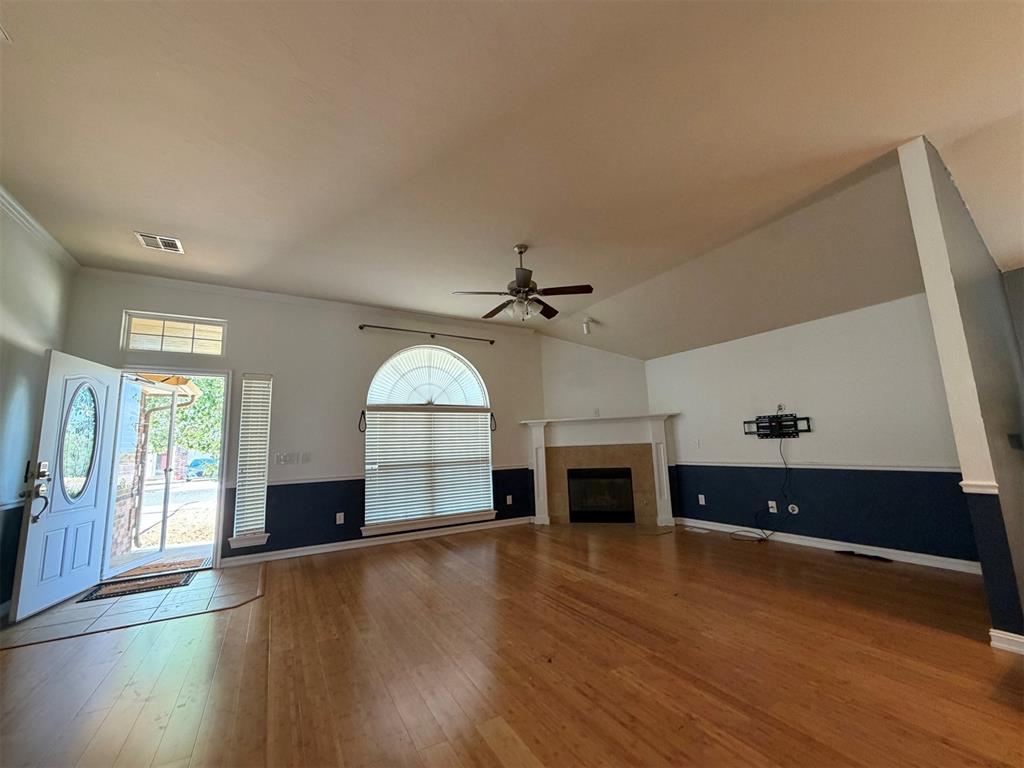 7908 Woodbend Lane Property Photo 2