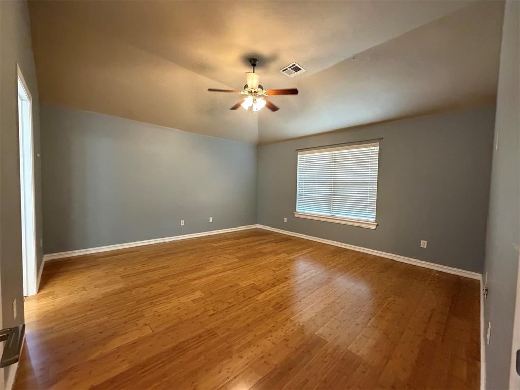 7908 Woodbend Lane Property Photo 11