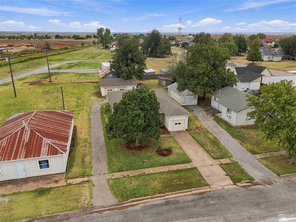 111 W Colorado Avenue Property Photo 5