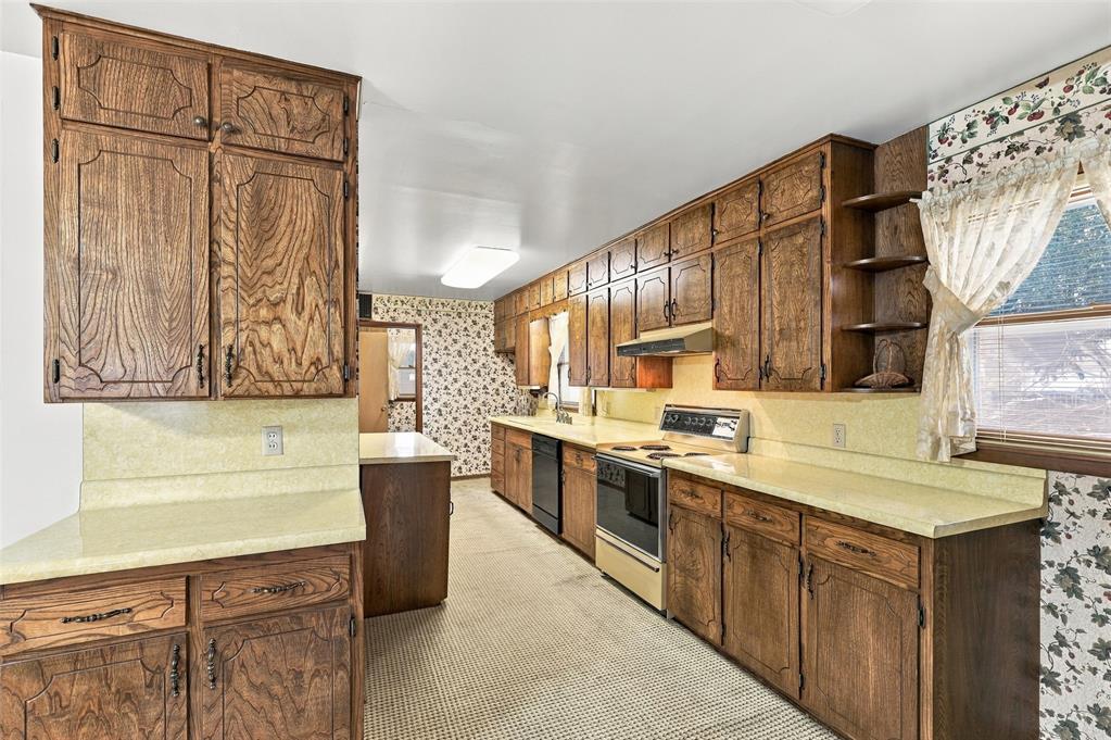 111 W Colorado Avenue Property Photo 11